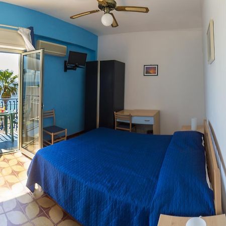 Hotel Pagano SantʼAlessio Siculo Buitenkant foto