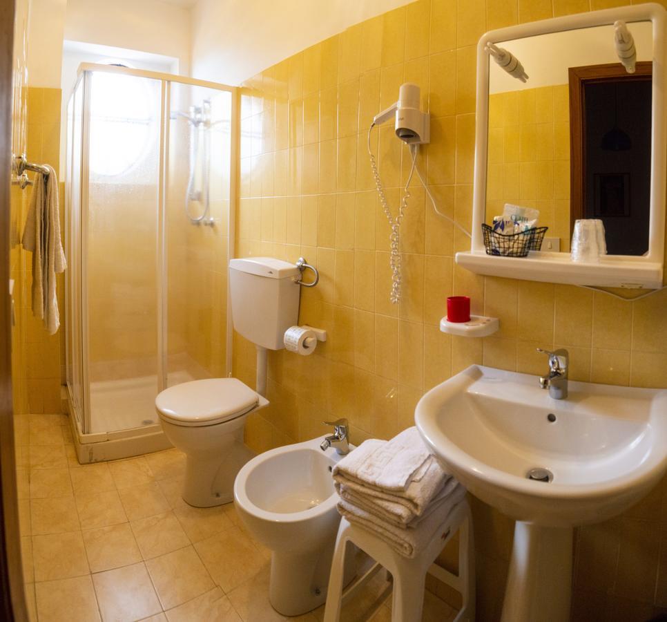 Hotel Pagano SantʼAlessio Siculo Buitenkant foto