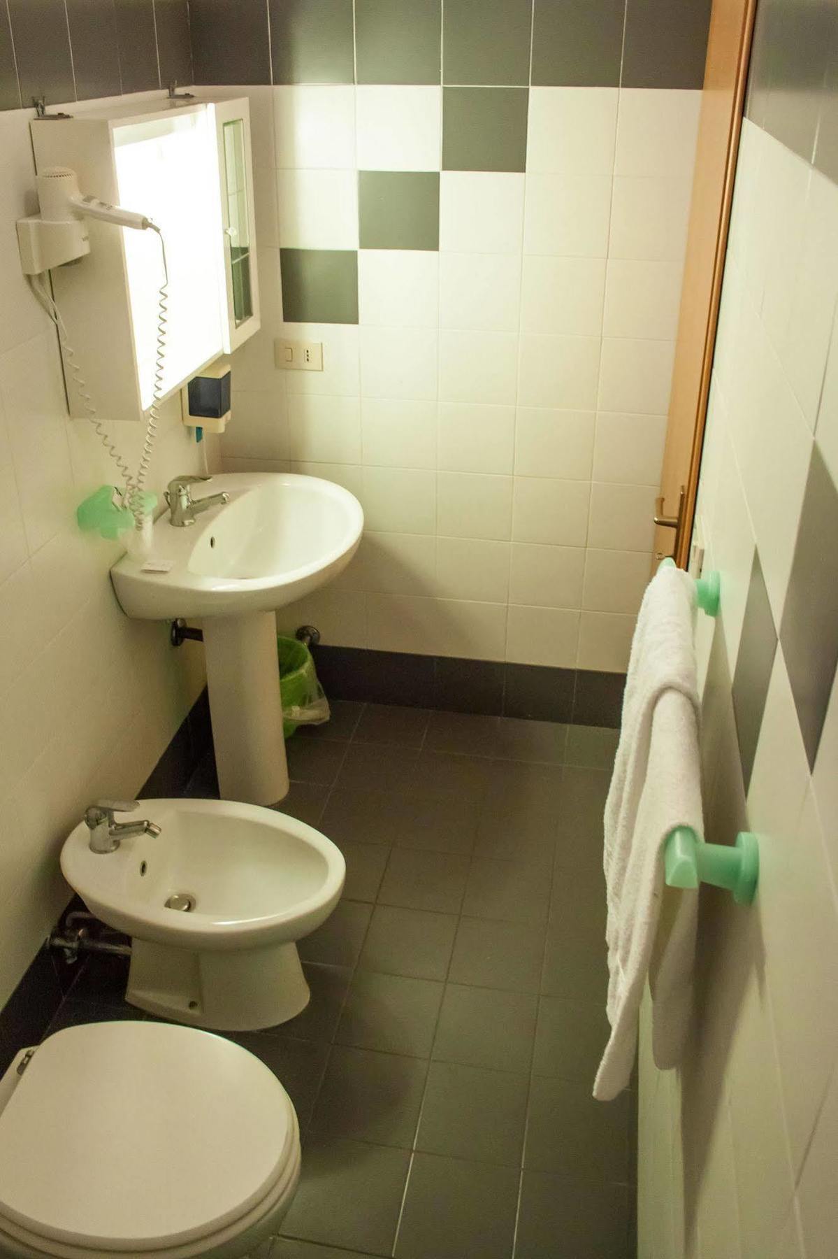 Hotel Pagano SantʼAlessio Siculo Buitenkant foto